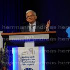 Karlspreis-Trichet-2011_012.jpg